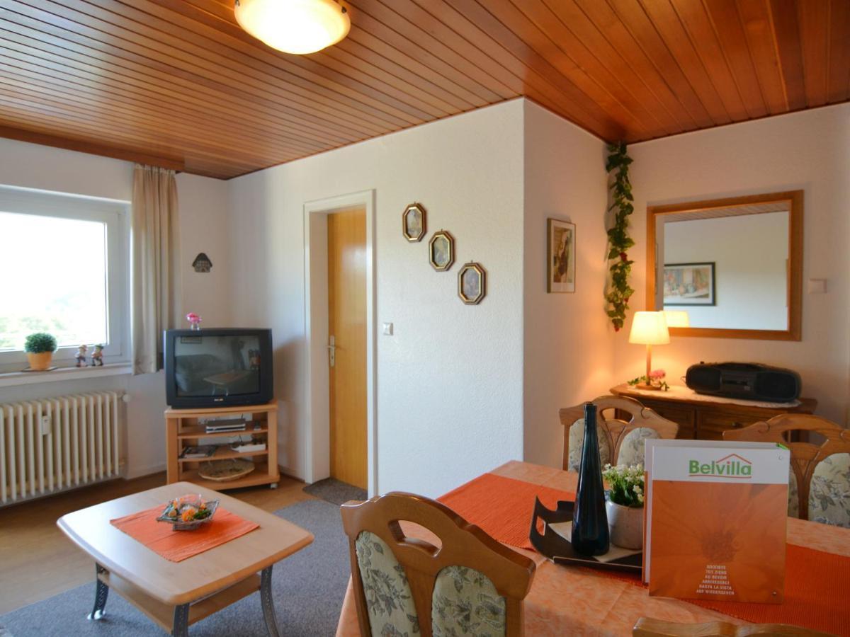Serene Apartment In Meschede With Balcony Grevenstein Szoba fotó